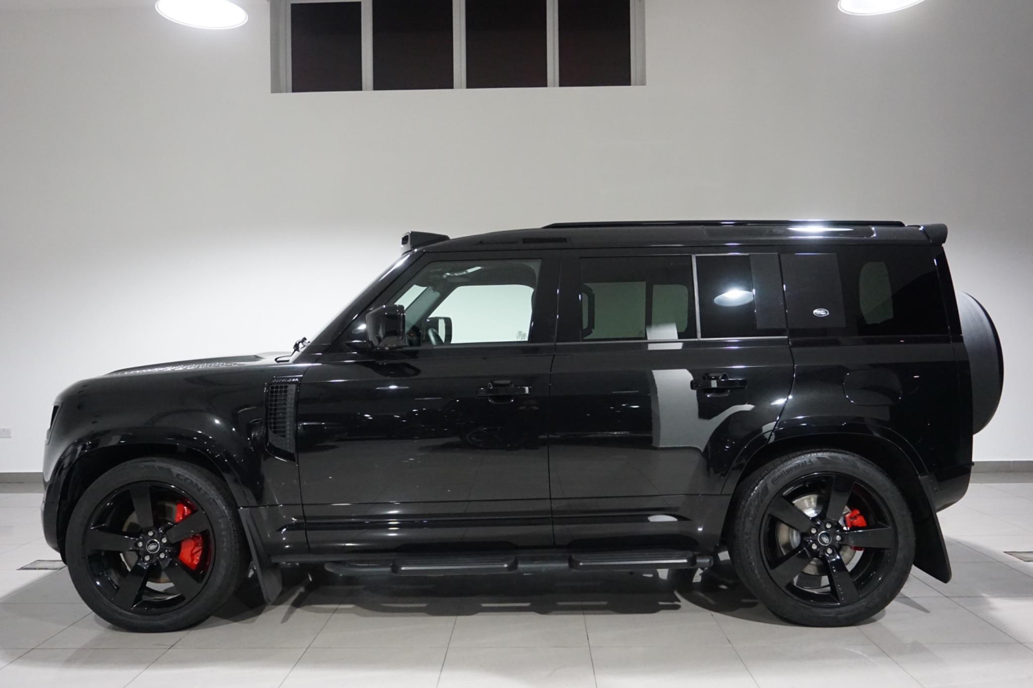 Land Rover Defender 110 2.0 P400e 15.4kWh X-Dynamic HSE Auto 4WD Euro 6 (s/s) 5dr